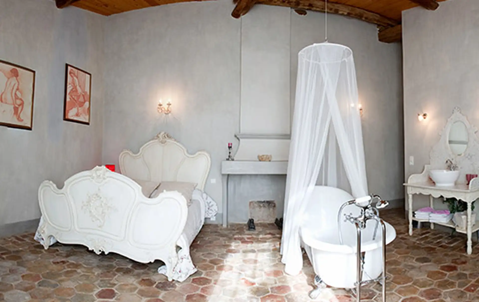 chambre-nuptiale-saint-bacchi_resultat