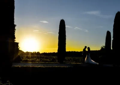 Parcs et jardins de la salle de réception chapelle Saint Bacchi pour vos mariages et événements privés à Jouques en Provence