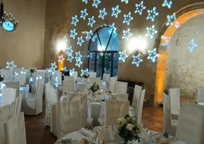 Salle de réception chapelle Saint Bacchi pour vos mariages et événements privés à Jouques en Provence